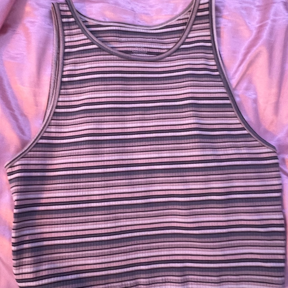 American Eagle cropped tank
